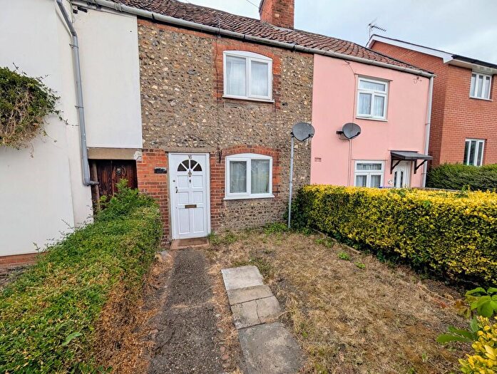 2 Bedroom Terraced House For Sale In Horringer Road, Bury St. Edmunds, IP33