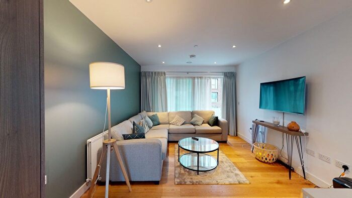 2 Bedroom Flat To Rent In Hugero Point, Rennie Street, London, SE10