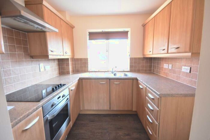 2 Bedroom Flat To Rent In Ashover Road, Kenton, NE3