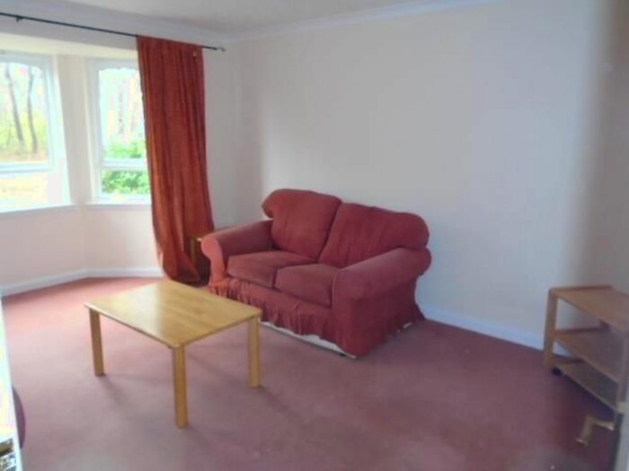2 Bedroom Flat To Rent In Waverley Crescent, Livingston, EH54