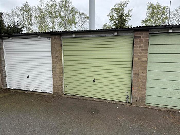 House For Sale In Sanctus Court, Stratford Upon Avon, CV37