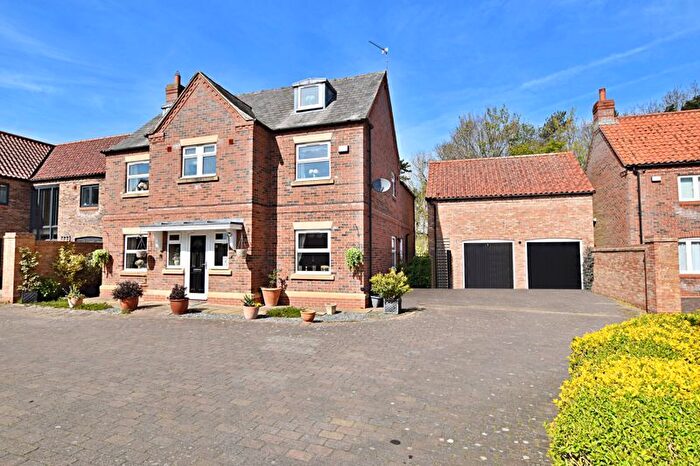 5 Bedroom Detached House For Sale In Hawthorn Corner, Aubourn, Lincoln, LN5