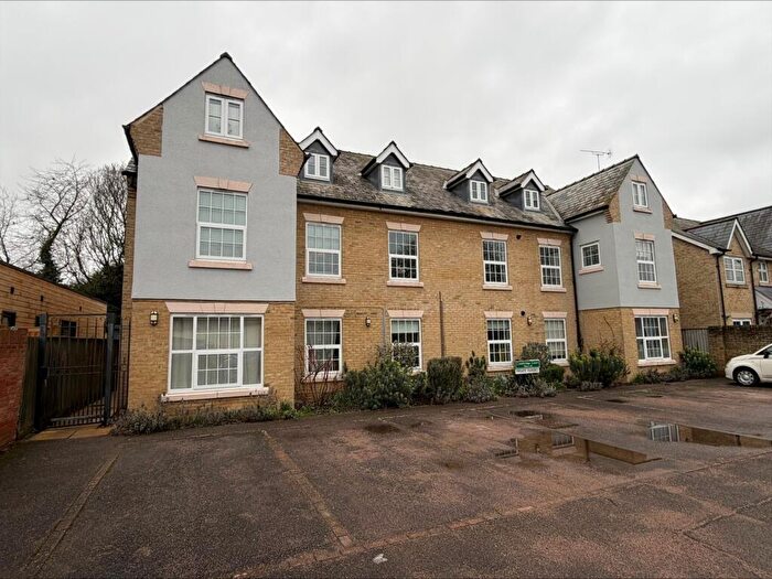 2 Bedroom Flat To Rent In Flat, Cambridge Court, Cambridge Road, Ely, Cambridgeshire, CB7
