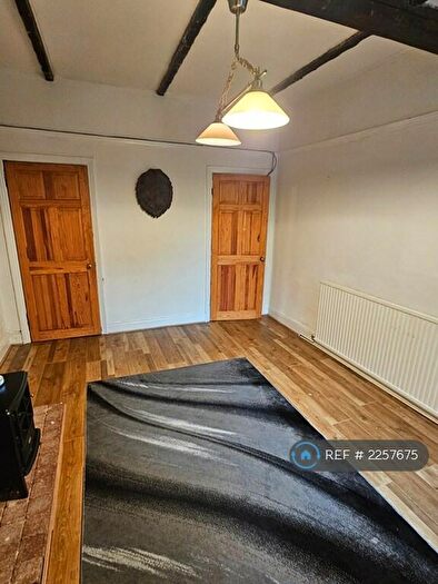 3 Bedroom Terraced House To Rent In Mansfield Road, Sheffield, S12