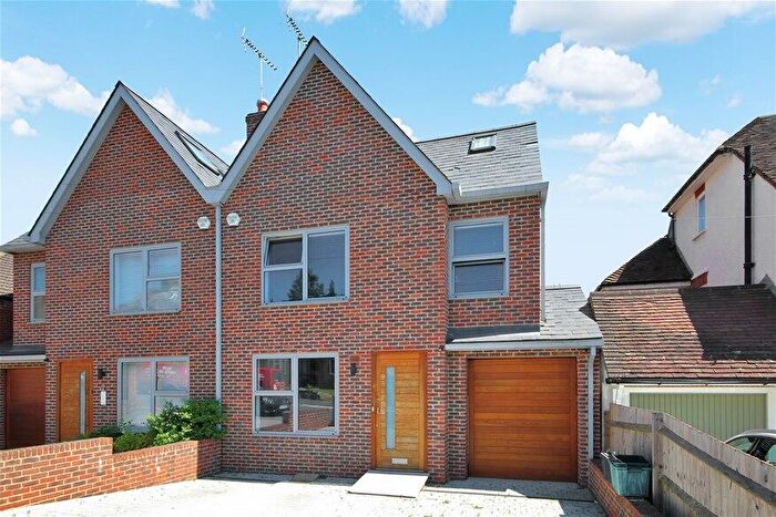 4 Bedroom Semi-Detached House To Rent In Hillside Road, Harpenden, AL5