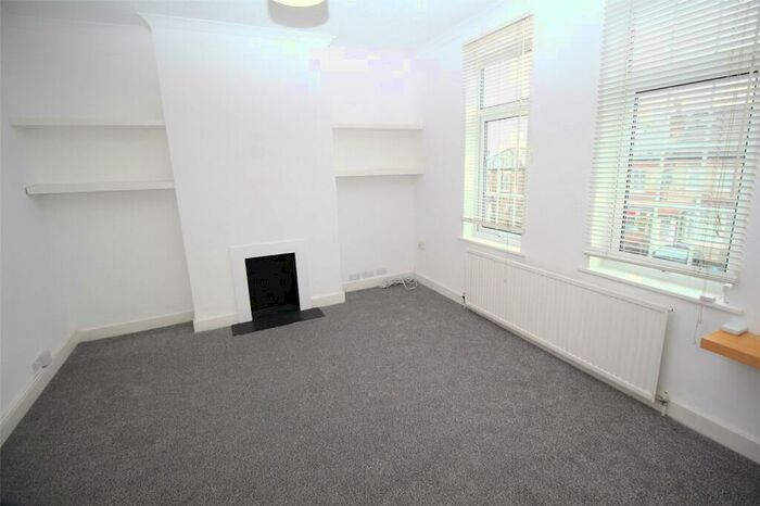 1 Bedroom Apartment To Rent In Victoria Road, New Barnet, EN4