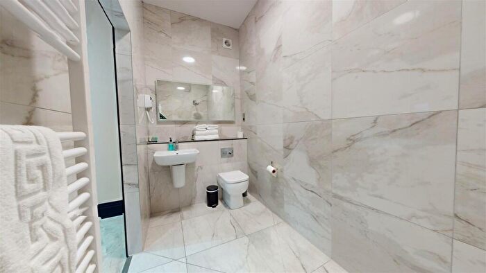 1 Bedroom Apartment To Rent In Stanley Street, Southport, PR9
