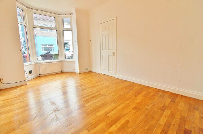 3 Bedroom Terraced House For Sale In Walmer Road, Fratton, PO1