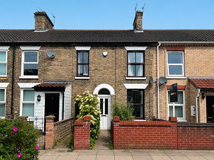 3 Bedroom Terraced House For Sale In Golden Triangle, NR2
