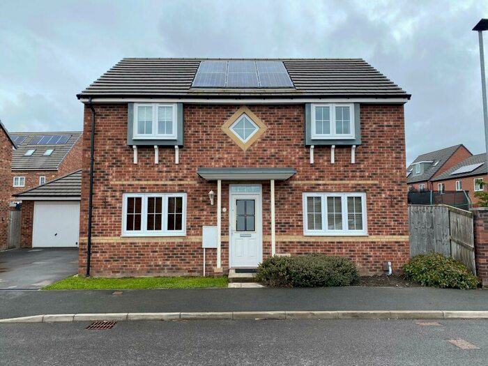4 Bedroom Detached House To Rent In Ashbourne Way, Rotherham, ., S60