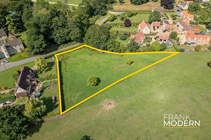 3 Bedroom Property For Sale In Swinstead Road, Irnham, NG33