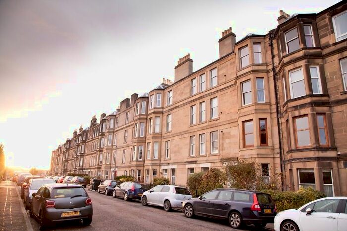 2 Bedroom Flat To Rent In Cowan Road, Polwarth, Edinburgh, EH11