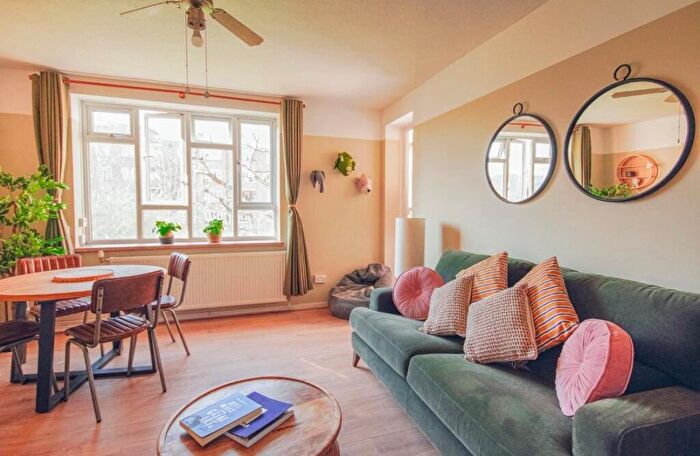 4 Bedroom Flat To Rent In Lydgate House, Mayville Estate, N16