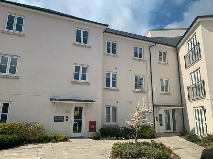 2 Bedroom Flat To Rent In Lauder House, Berewood, PO7