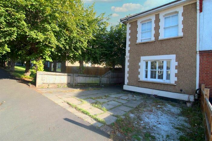 1 Bedroom Flat To Rent In Oakhill Road, Sutton, SM1
