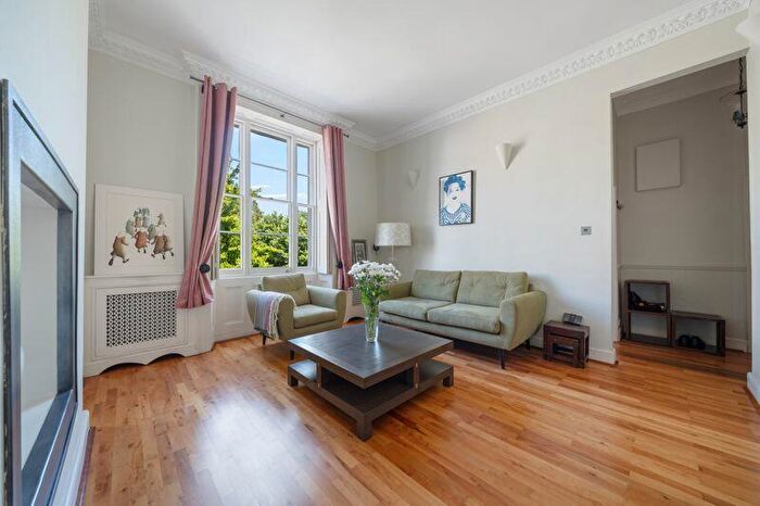 2 Bedroom Flat To Rent In Abbey Road, St. John's Wood, NW8