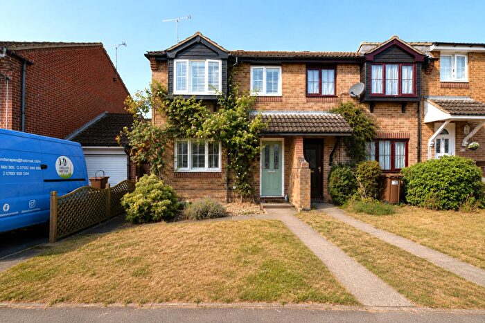 3 Bedroom End Of Terrace House For Sale In Cherry Tree Rise, Walkern, Stevenage, SG2
