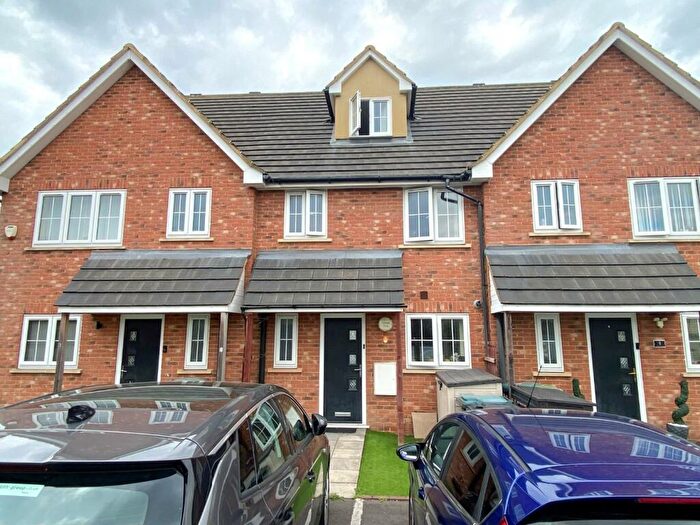 3 Bedroom Terraced House To Rent In Mountside Close, Northfleet, DA11