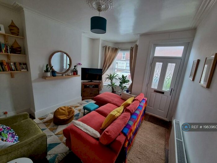 4 Bedroom Terraced House To Rent In Empire Road, Sheffield, S7