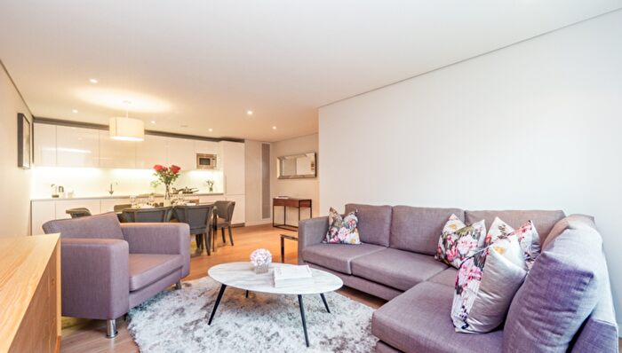 3 Bedroom Flat To Rent In Merchant Square East, London, W2