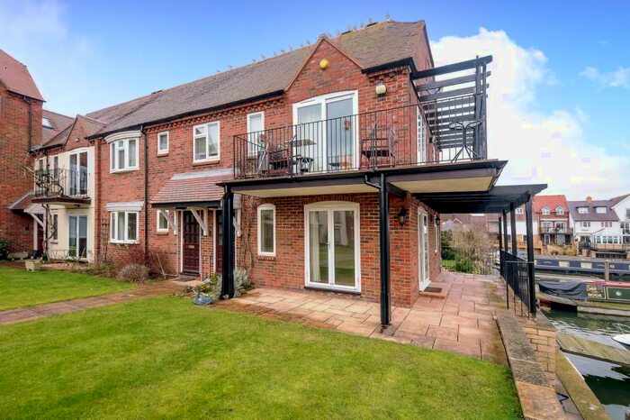 2 Bedroom Flat To Rent In Abingdon, Oxfordshire OX14