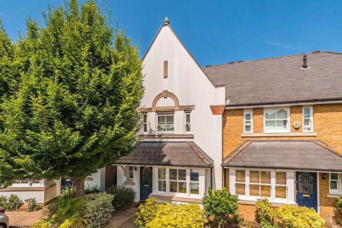 3 Bedroom Terraced House To Rent In Admiralty Way, Teddington, TW11