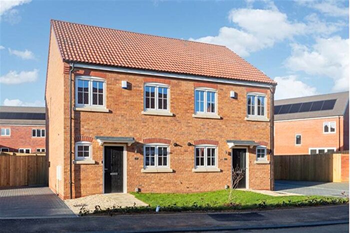 3 Bedroom Semi-Detached House To Rent In Casa At Westmoor Grange, DN3