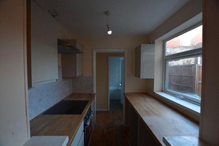 3 Bedroom Terraced House To Rent In Clumber Place, Worksop, S80