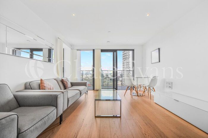 2 Bedroom Flat To Rent In Horizons Tower, Yabsley Street, Canary Wharf, London, E14
