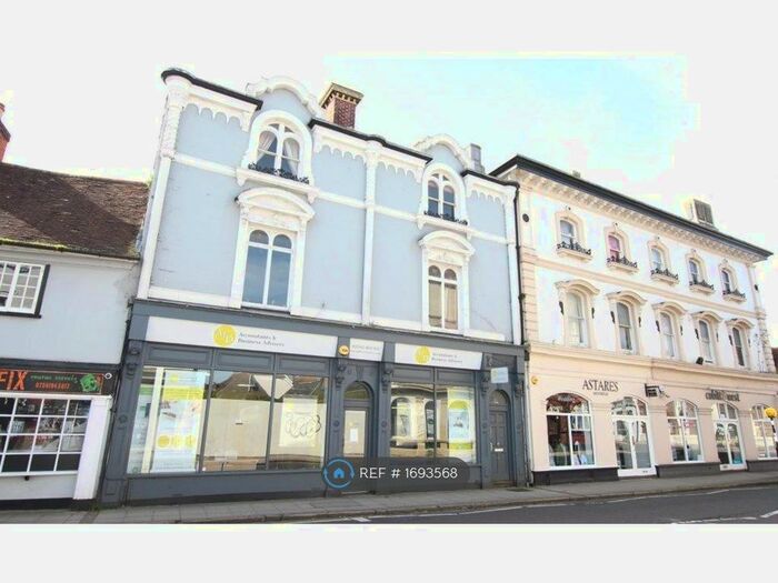 1 Bedroom Flat To Rent In East Street, Havant, PO9