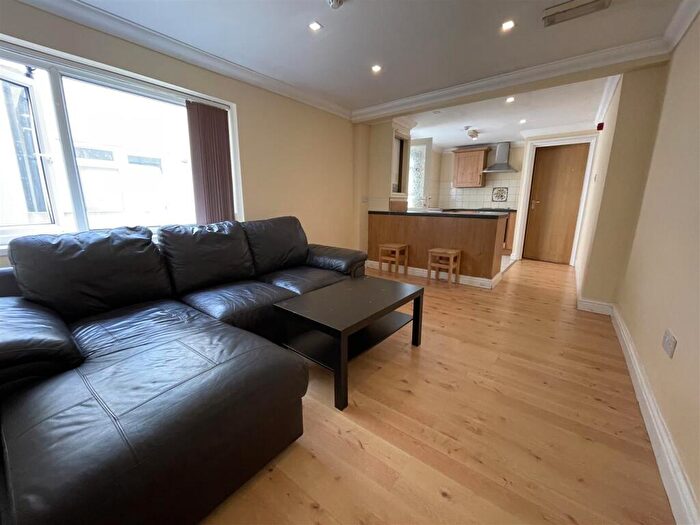 1 Bedroom Apartment To Rent In Richmond Road, Cardiff, CF24