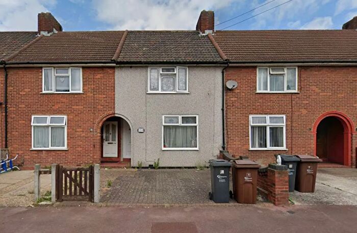 2 Bedroom Terraced House For Sale In Stamford Road, Dagenham, RM9