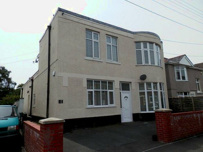 2 Bedroom Flat To Rent In Lone Road, Clydach, Swansea., SA6