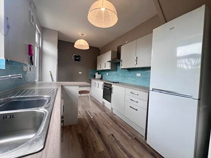 4 Bedroom Terraced House To Rent In Edmund Road, Sheffield, S2