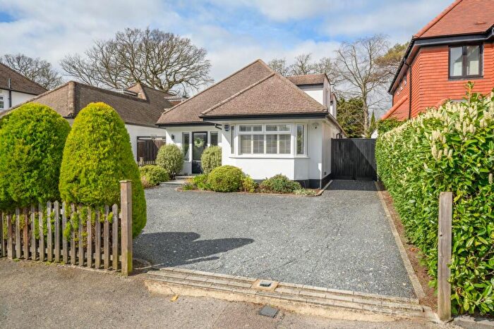 4 Bedroom Detached House For Sale In Burwood Park Road, Walton-on-Thames, KT12