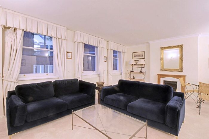 2 Bedroom Flat To Rent In Carter Lane, London, EC4V