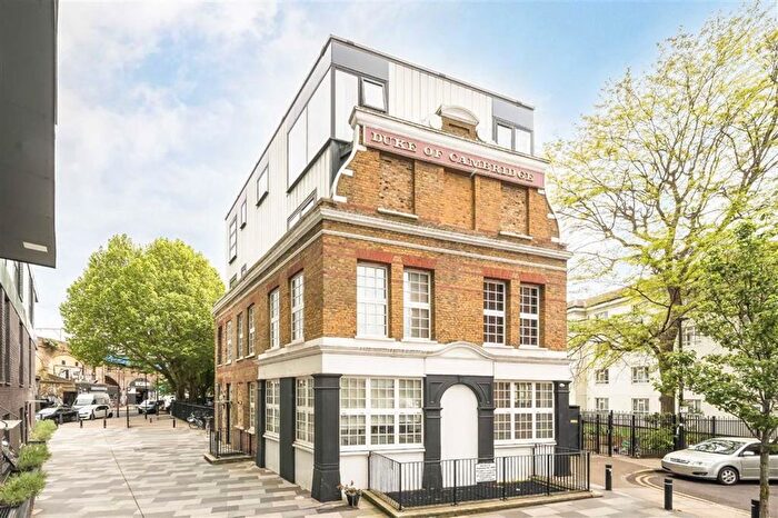 1 Bedroom Flat For Sale In Esker Place, Cambridge Heath, E2
