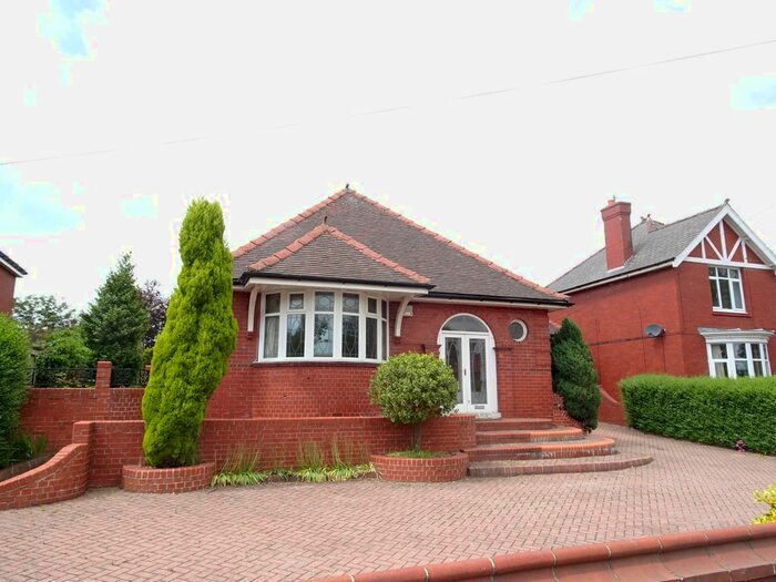 4 Bedroom Detached Bungalow To Rent In Wath Wood Road, Wath Upon Dearne, S63