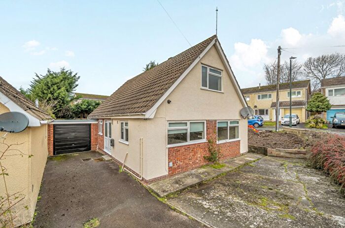 4 Bedroom Bungalow For Sale In Heol Alun, Waunfawr, Aberystwyth, Ceredigion, SY23