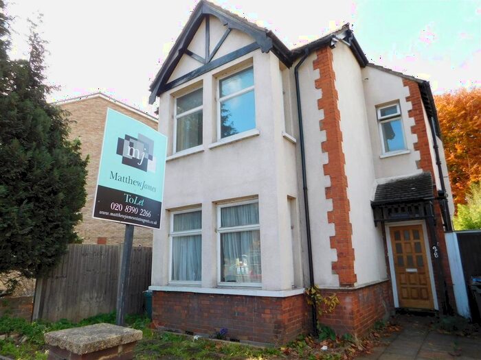 4 Bedroom Semi-Detached House To Rent In Penrhyn Road, Kingston Upon Thames, KT1