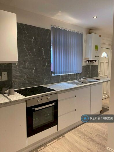 1 Bedroom Flat To Rent In Elmfield Road, Doncaster, DN1