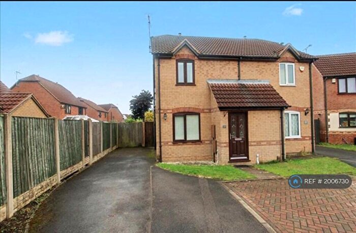 2 Bedroom Semi-Detached House To Rent In Kingswood Drive, Kirkby-In-Ashfield, Nottingham, NG17