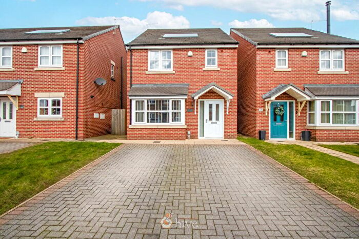 3 Bedroom Detached House For Sale In Hawk Drive, Blaxton, Doncaster, DN9