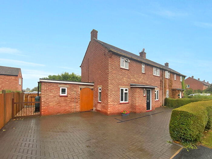 3 Bedroom Semi-Detached House For Sale In Manor Drive, Great Gonerby, Grantham, Lincolnshire, NG31