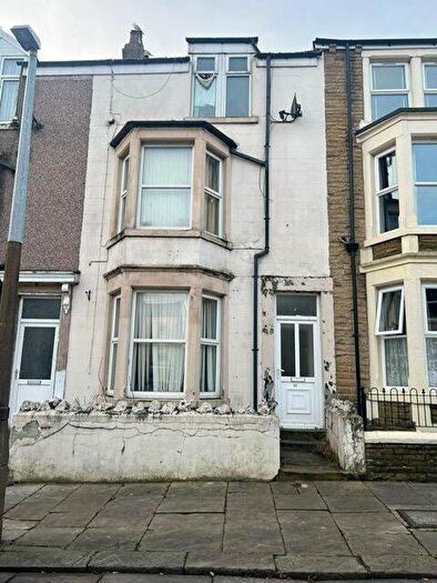 5 Bedroom Terraced House For Sale In Oxford Street, Morecambe, LA4