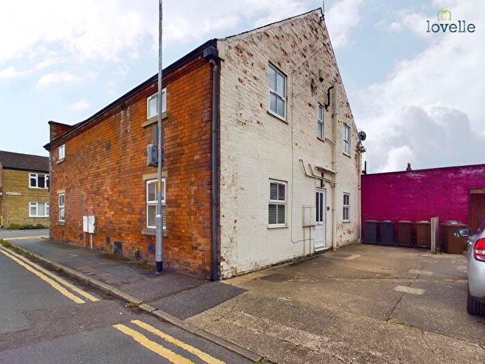 4 Bedroom Terraced House For Sale In Newland Street West, Lincoln, LN1