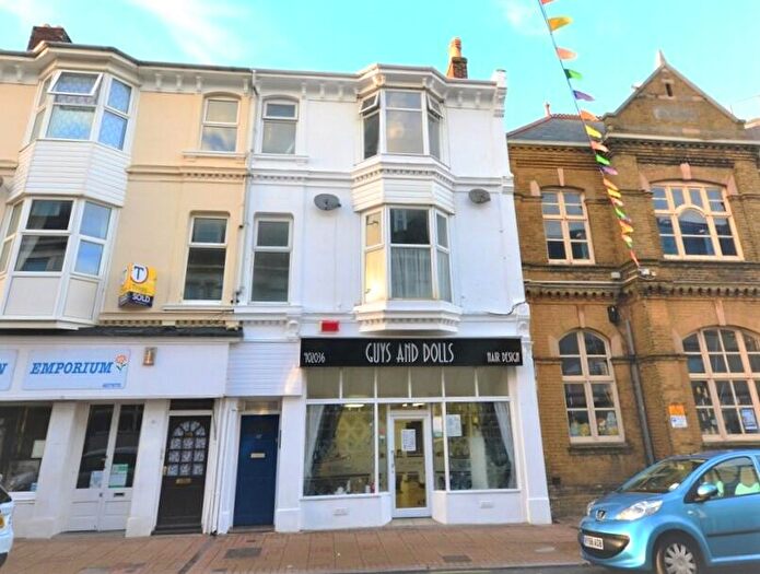 1 Bedroom Apartment To Rent In High Street, Sandown, PO36