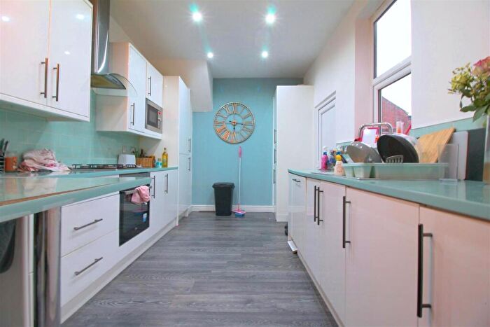 2 Bedroom Maisonette To Rent In Stratford Road, Newcastle Upon Tyne, NE6