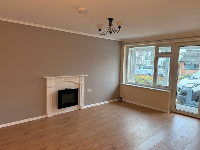 2 Bedroom Bungalow To Rent In Beverley Close, Birchington, CT7