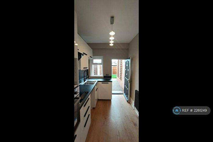 3 Bedroom Semi-Detached House To Rent In Liverpool Road, Southport, PR8